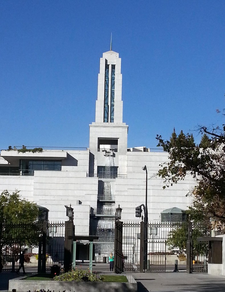 Mormon HQ Grounds1