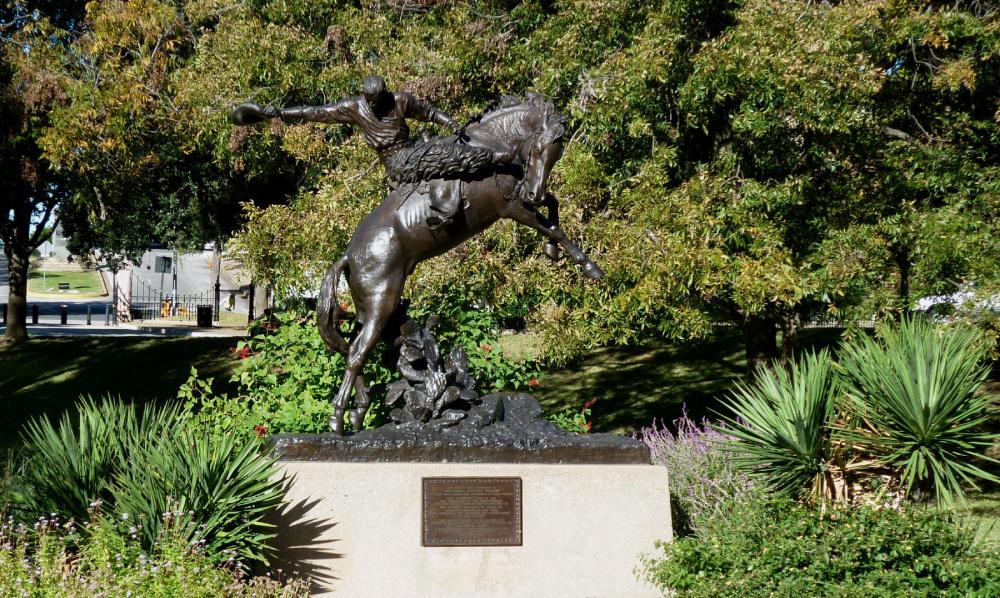 Cowboy Bronze Texas Capitol Grounds - Nov 14